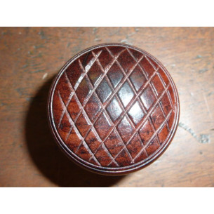 Botones de madera tiene cuadros