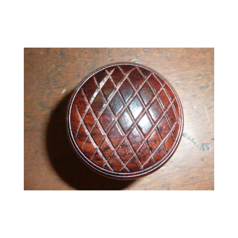 Boutons en bois damier