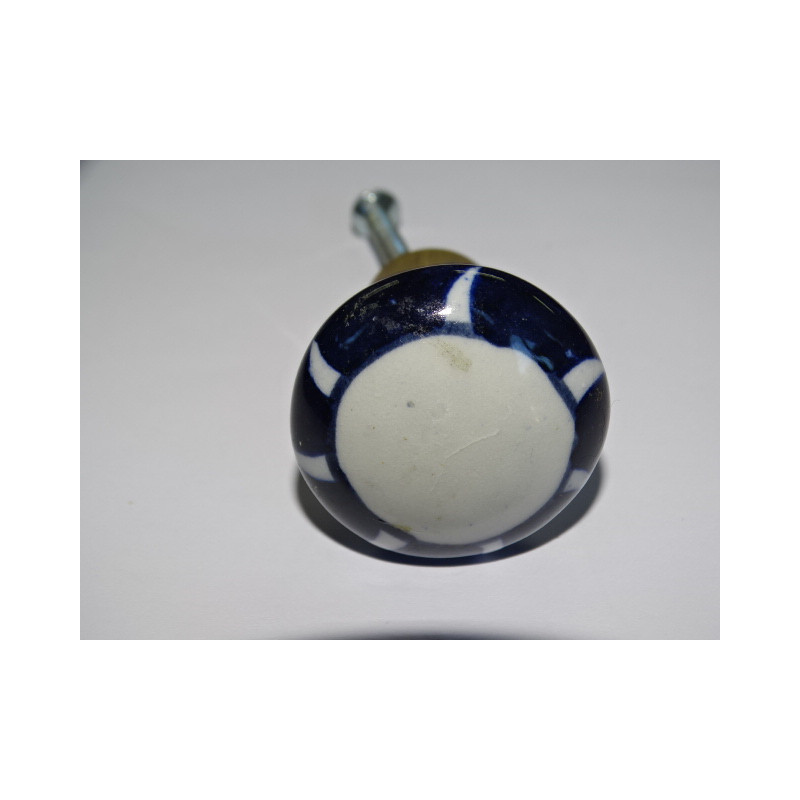 Lot de 6 boutons en porcelaine - Lot 72