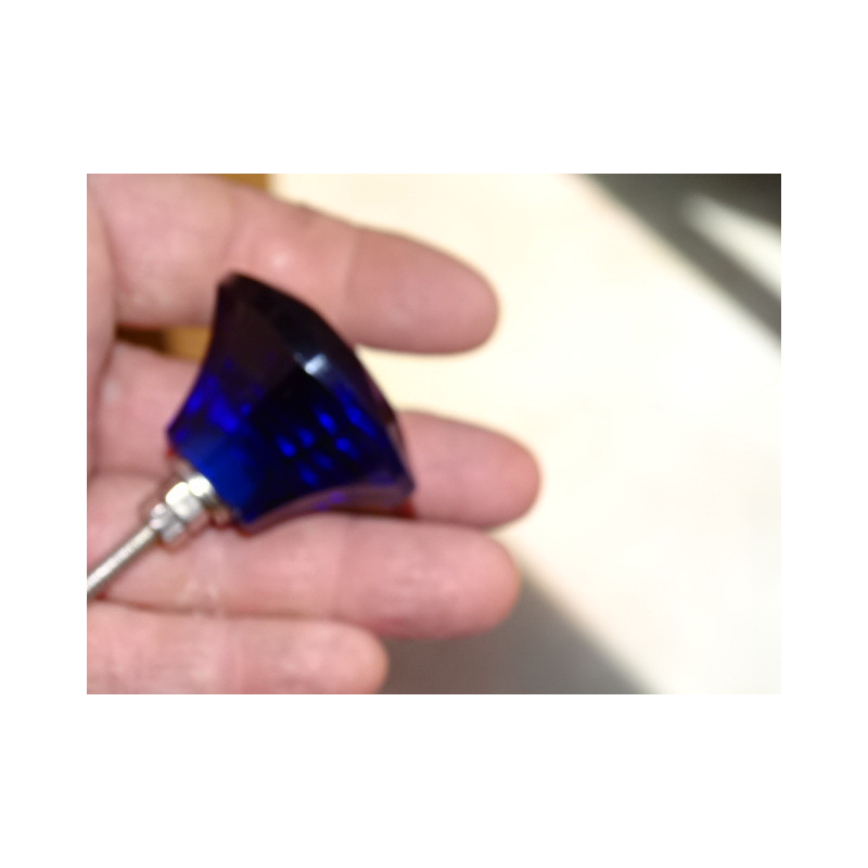 Botón de cristal en forma de DIAMANTE 45 mm azul ultramar