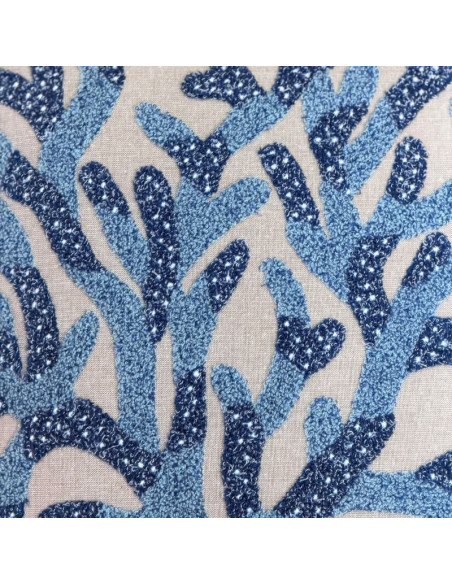 Coussin brodé Corail – Beige & bleu – 45x45 cm