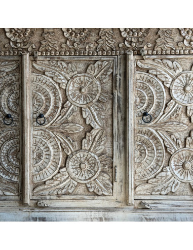 Carved Mango Wood Sideboard – White Patina – 150 cm