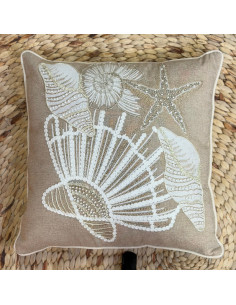 Coussin brodé Coquillages &...