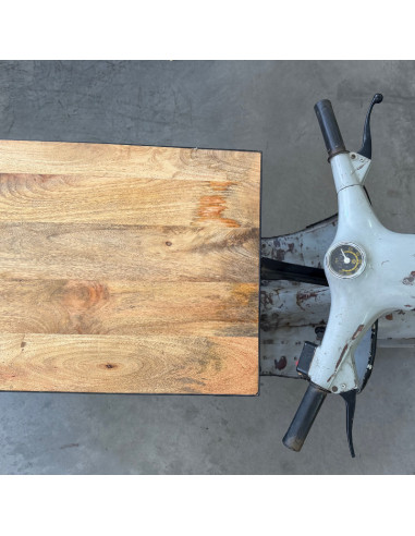 Bar scooter Priya avec plateau en manguier – 183 cm