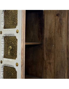 Buffet sculpté en manguier et laiton martelé – 180 x 40 x 90 cm