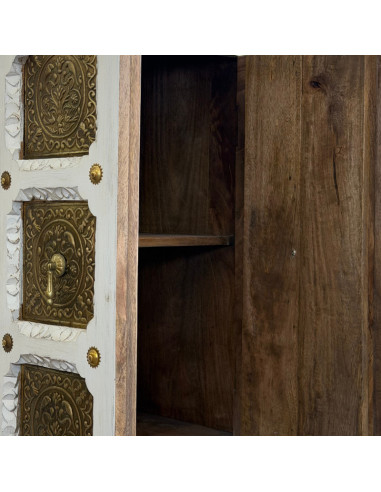 Carved Mango Wood and Hammered Brass Sideboard – 180 x 40 x 90 cm