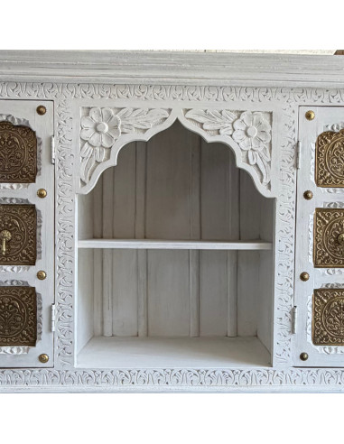 Carved Mango Wood and Hammered Brass Sideboard – 180 x 40 x 90 cm