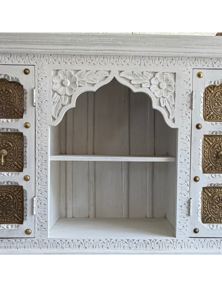 Carved Mango Wood and Hammered Brass Sideboard – 180 x 40 x 90 cm