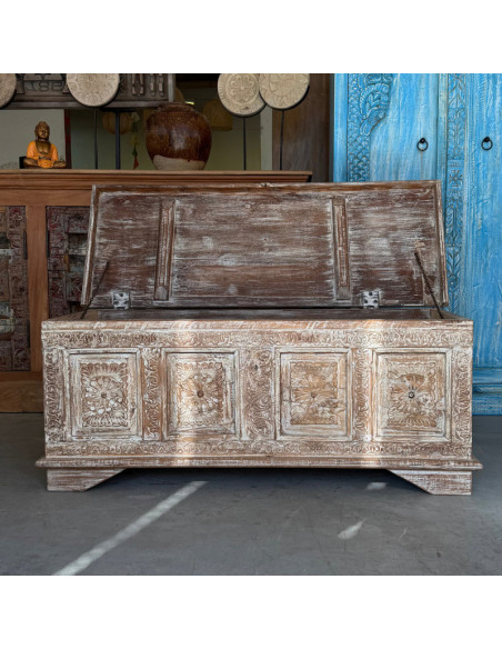 Carved Storage Bench Chest – End of Bed – 117 x 44 x 46 cm