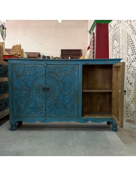 Buffet bleu sculpté 3 portes – 140 x 40 x 90 cm