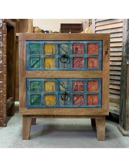 Paire de tables de chevet en manguier sculpté – 2 tiroirs – 50 x 40 x 60 cm