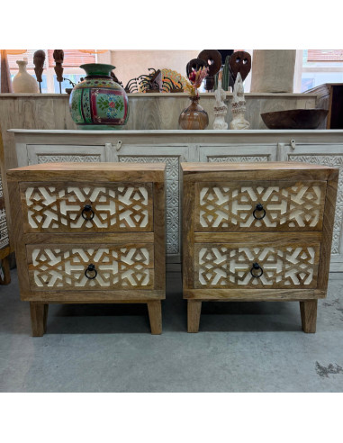 Paire de tables de chevet en manguier sculpté – 2 tiroirs – 50 x 40 x 60 cm