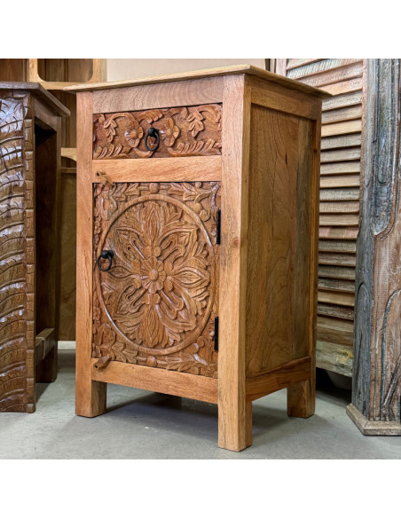 Pair of Carved Mango Wood Bedside Tables – 1 Door, 1 Drawer – 45 x 40 x 70 cm