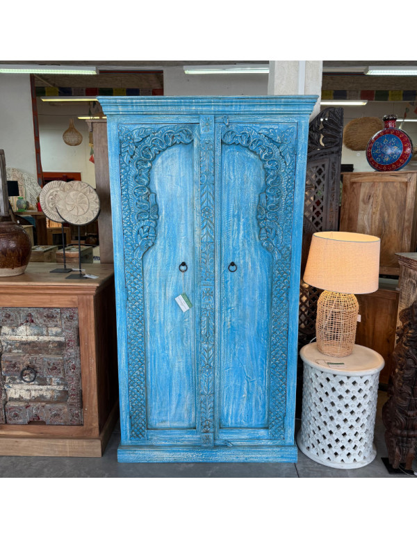 Armoire bleue sculptée 2...