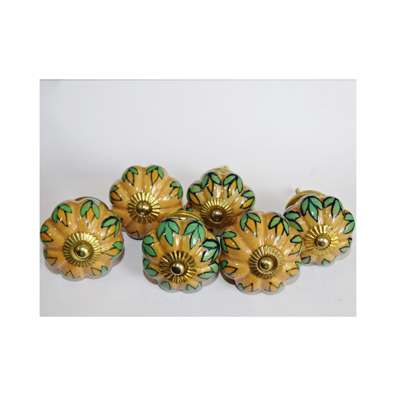 Set of 6 porcelain buttons - Lot 51