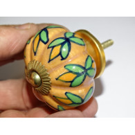 Lot de 6 boutons en porcelaine - Lot 51
