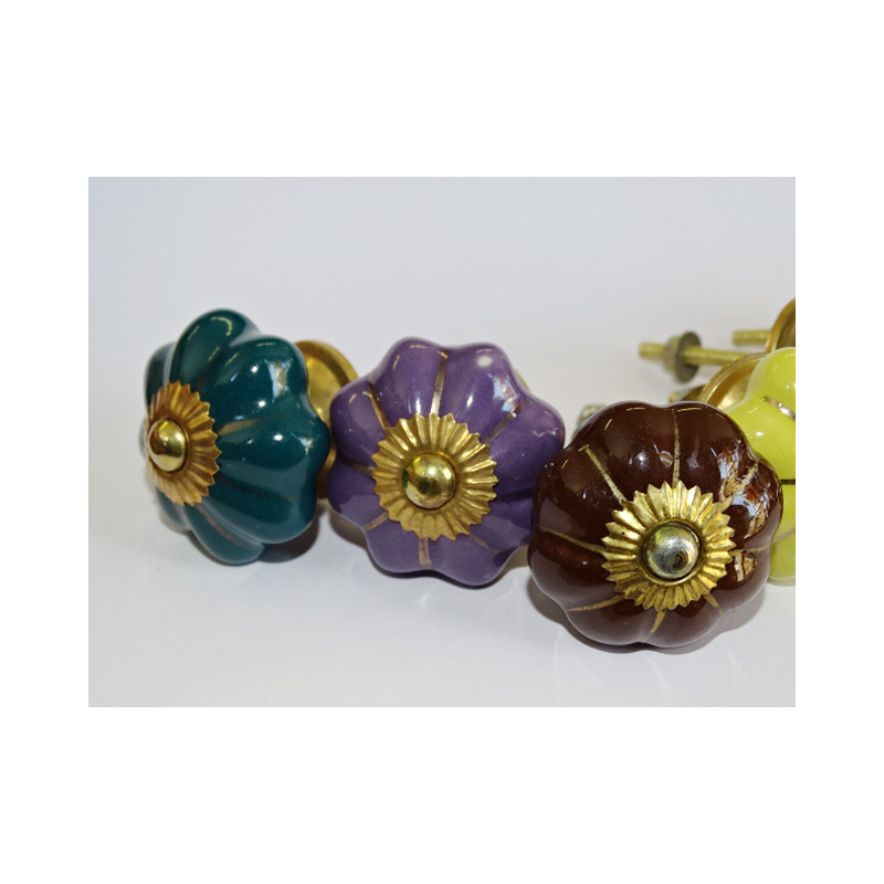 Set of 6 porcelain buttons - Lot 42
