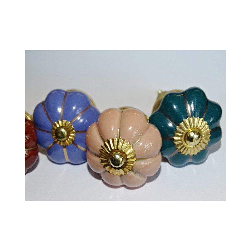 Lot de 6 boutons en porcelaine - Lot 41