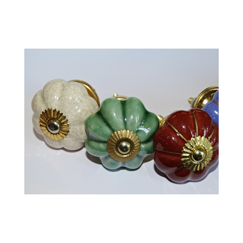 Set of 6 porcelain buttons - Lot 41