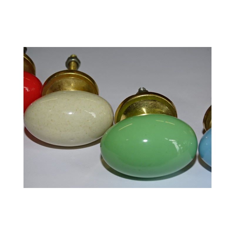 Lot de 6 boutons en porcelaine - Lot 26