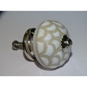 Furniture knobs with large embossed scales - silver