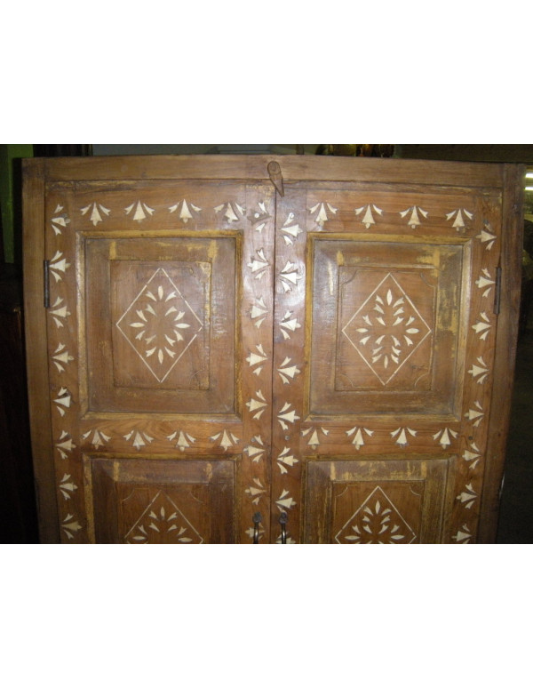 petite porte de placard teck