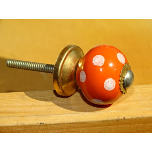 Petites poignées orange à...