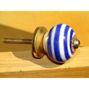 Little handle white spiral...