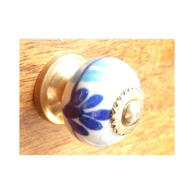 mini boutons feuillage deux bleus