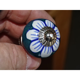 mini buttons in emerald ceramic and white flower - silver