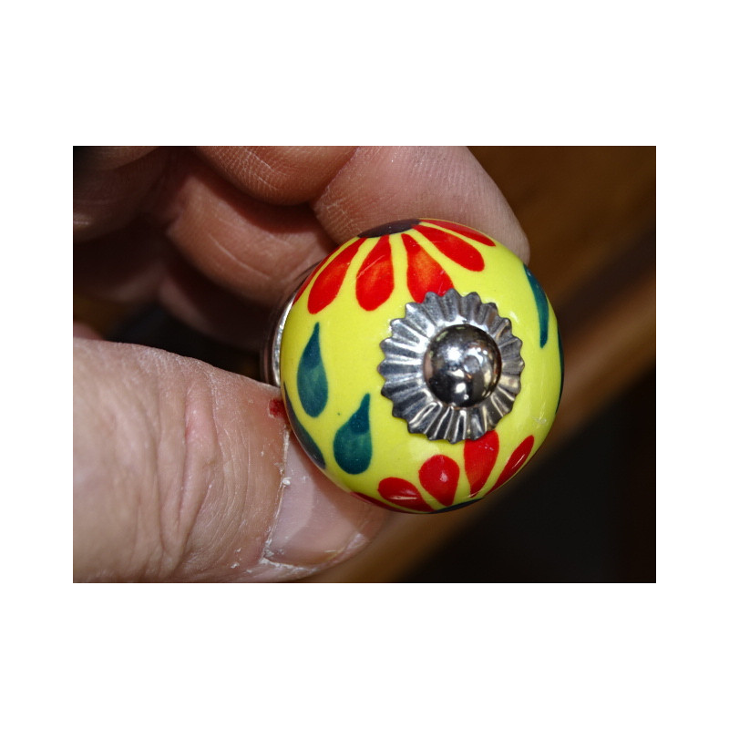 mini yellow ceramic buttons and 2 red flowers - silver