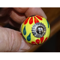 mini boutons en céramique jaune et 2 fleurs rouges - argenté
