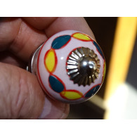 mini buttons in pink and round yellow and emerald ceramic - silver