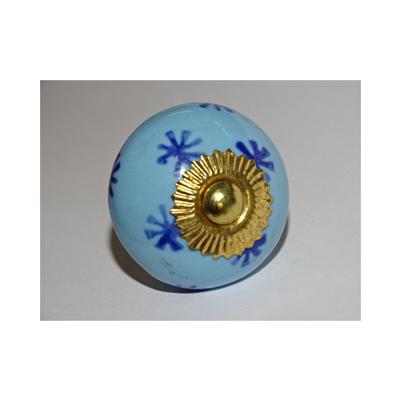 Drawer knobs with sky blue and ultramarine blue star
