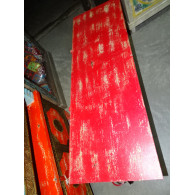 Long chest with mango wood cover with red patina and brass