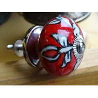White and Red Arabesque Porcelain Drawer Handle (Silver)