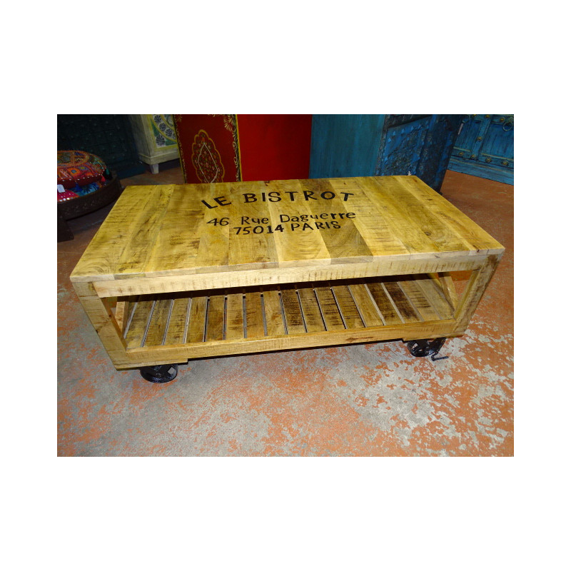 Table basse avec industrielle en teck recyclé avec roues trolley