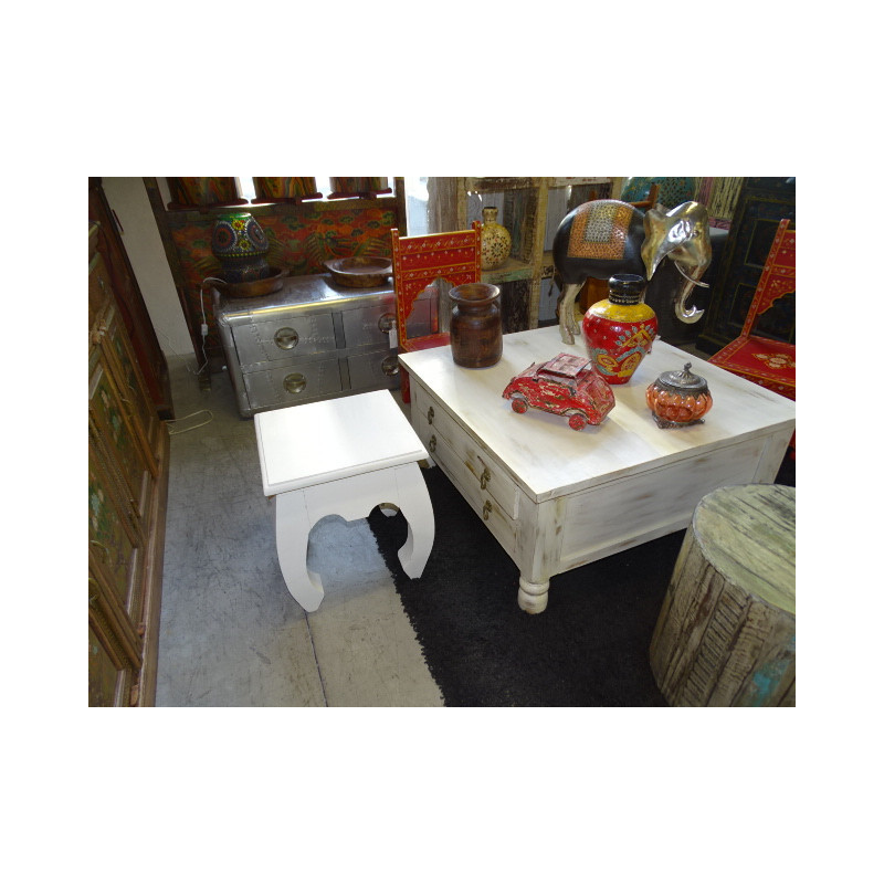 Tabouret opium 40x40 cm patine blanche.