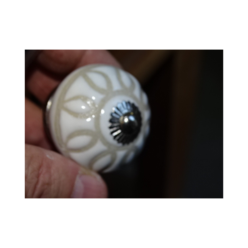 Boutons de meubles avec style incas en relief - argenté