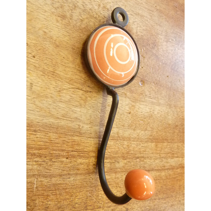 ronde à traits orange