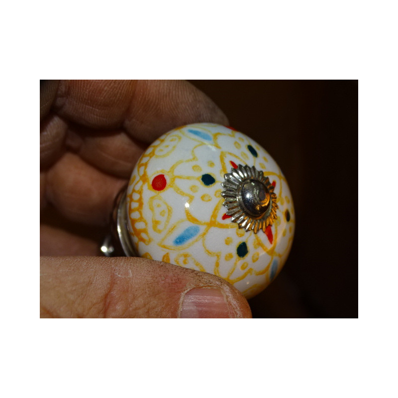 Boutons de meubles blanc avec arabesque orange clair - argenté