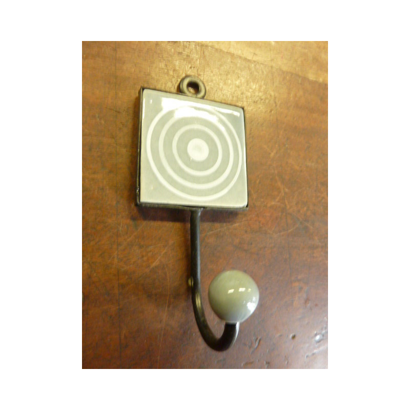 Mini Square PEG en círculo gris