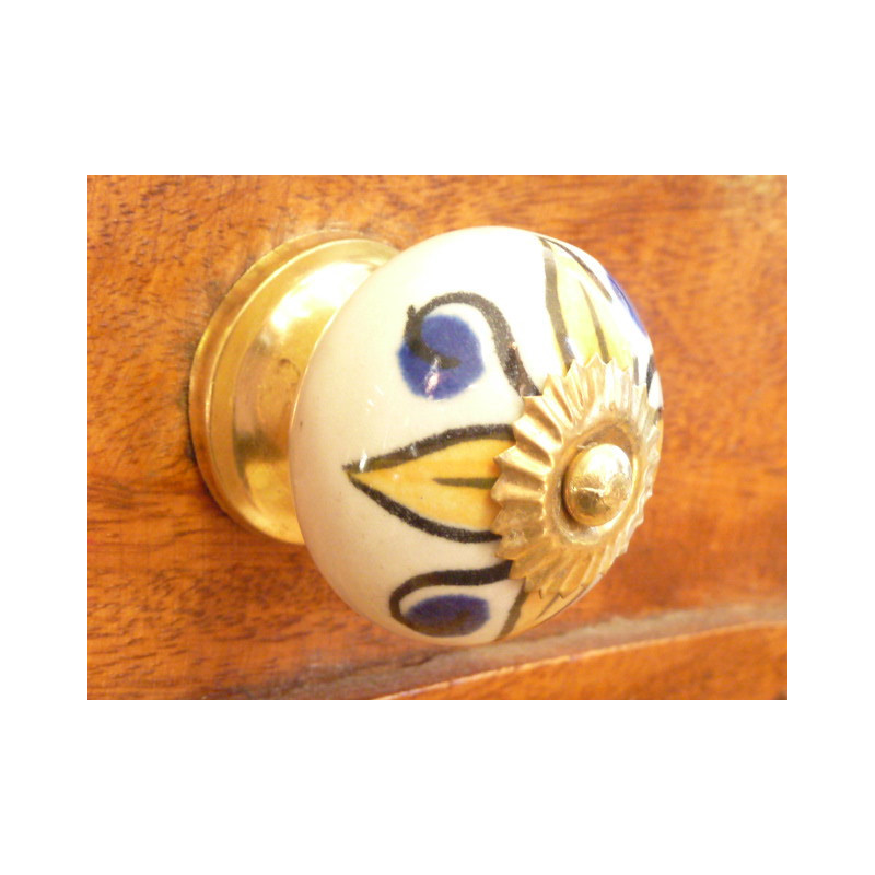 Boutons en porcelaine 4 pétales jaunes