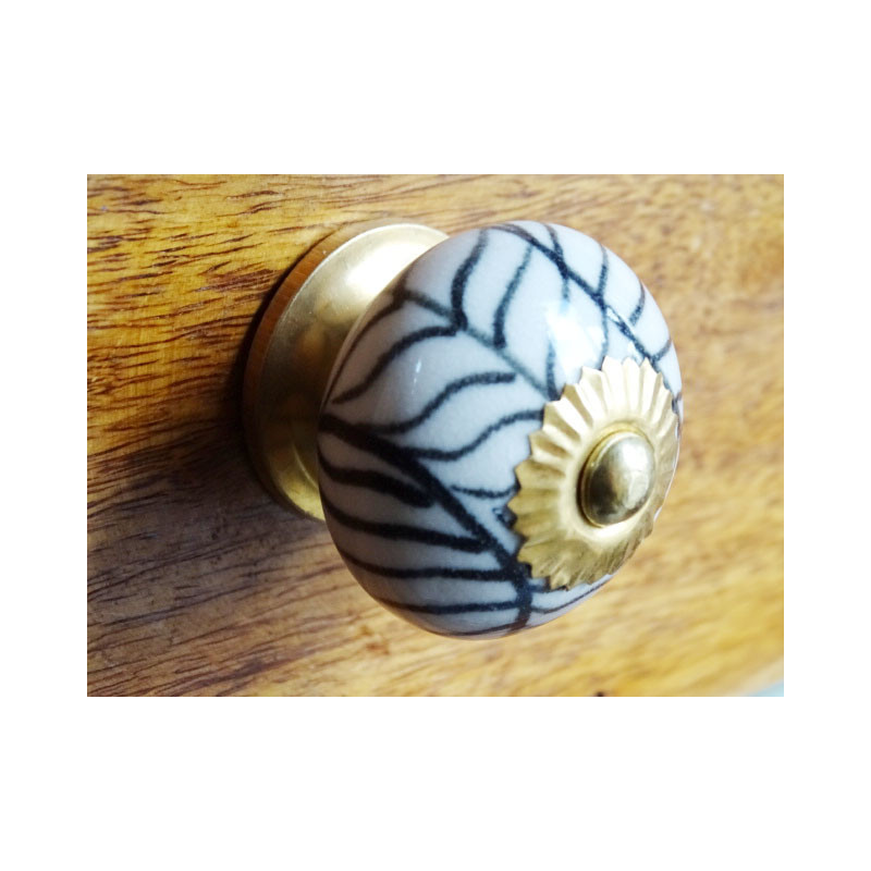 Ceramic cabinet knob cabbage leaf