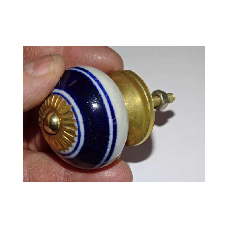 manija de los muebles con rayas azules ultramar
