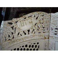 Paravent rond éléphants blanc poncé