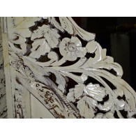 Paravent rond fleurs blanc poncé