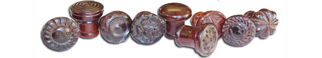 Botones de madera